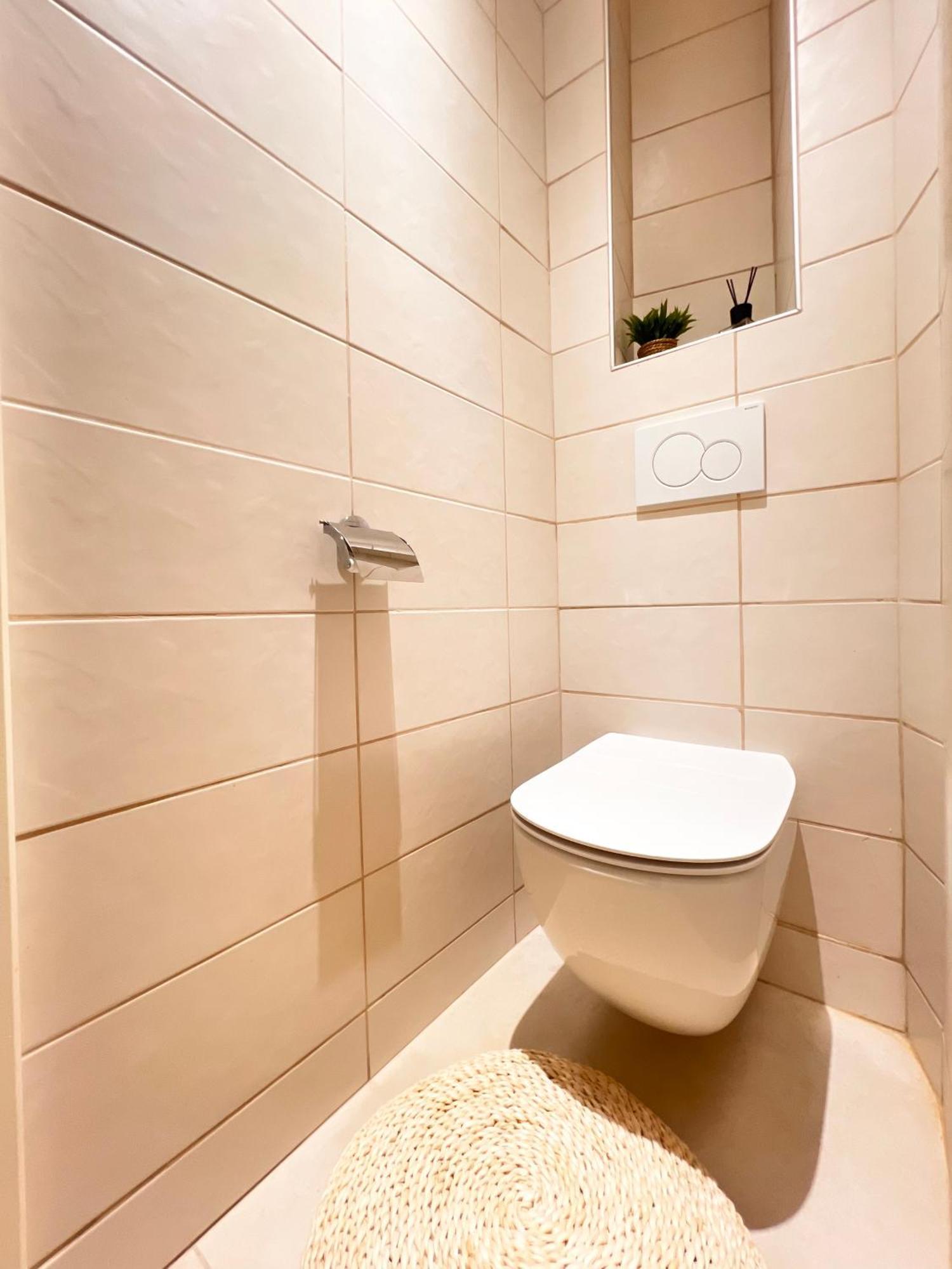Aparthotel Liberation Center - Private Balcony - 24&7 Reception - Luggage Storage Nizza Exterior foto